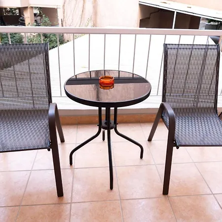 The Whole Packet C5 Center With Parking Апартаменты *