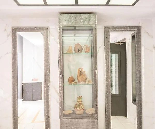 The Whole Packet C5 Center With Parking * 拉里萨